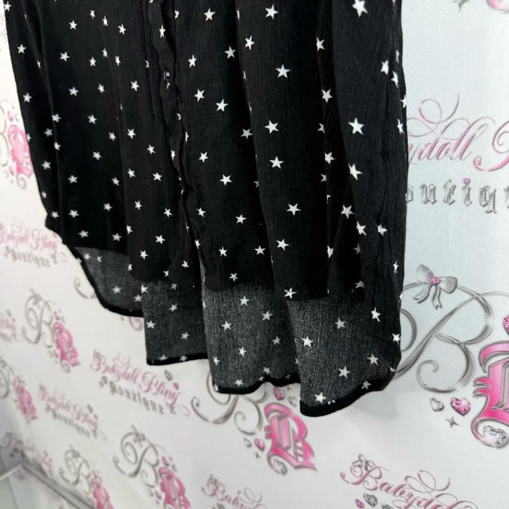 Wild skye T-shirt, stars, black white Black Star Pattern Button Down Shirt - Picture 3 of 14